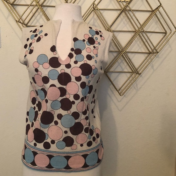 Vintage Tops - Vintage Mod Sleeveless Blouse